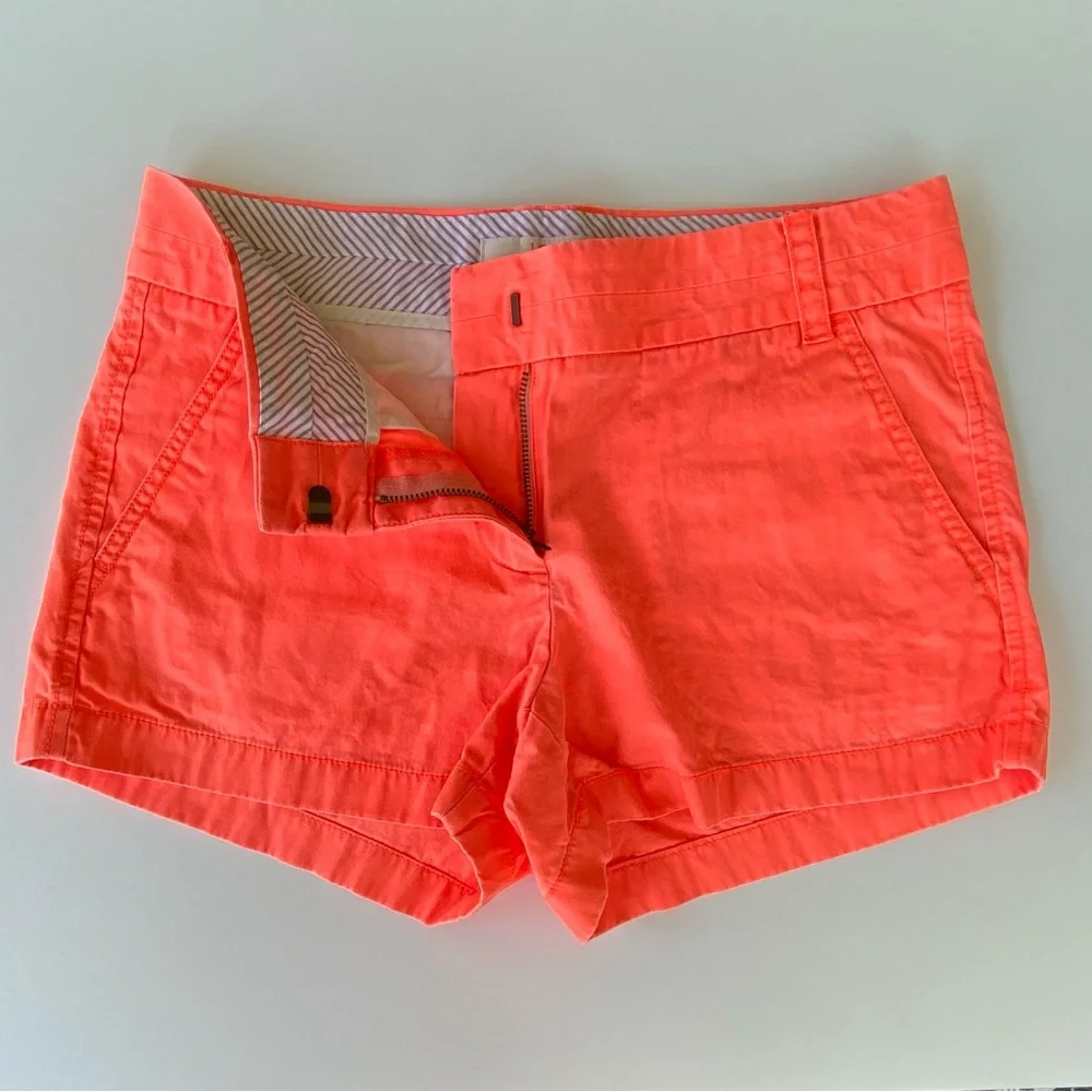 J. Crew Mid-Rise Broken-In Chino Shorts, Cotton Chino Shorts, Bright Orange Sz 2 - Picture 3 of 6